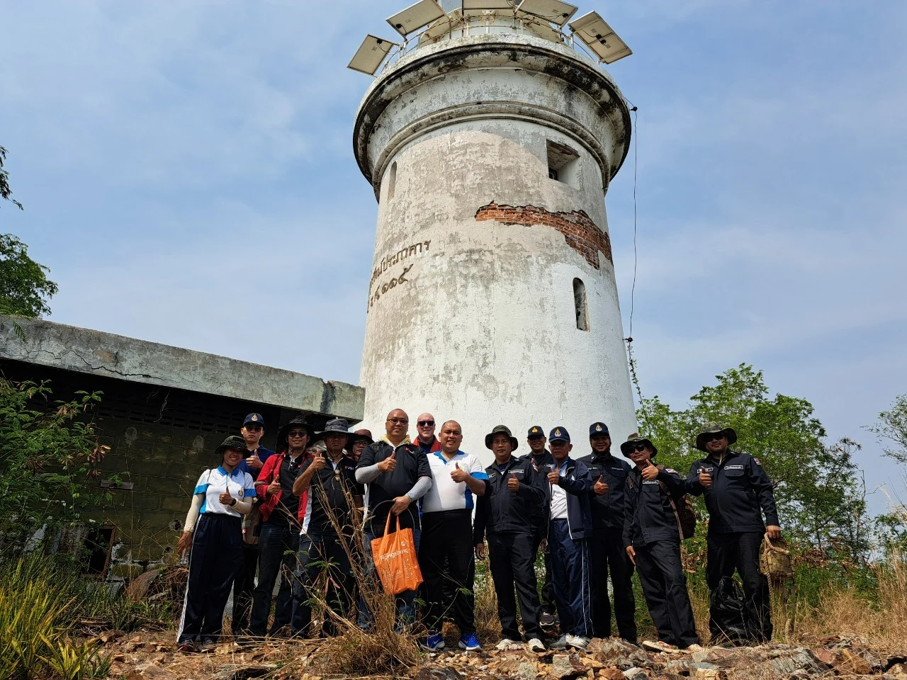 JST team and the LED lighthouse light source installed at Koh Chuang Lighthouse